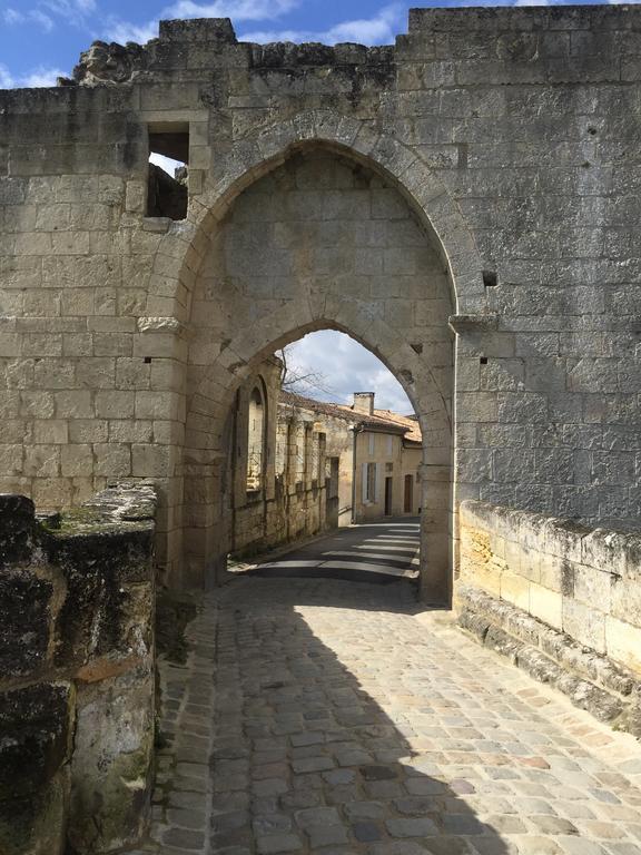 La Maison Colline Saint-Emilion Exterior photo