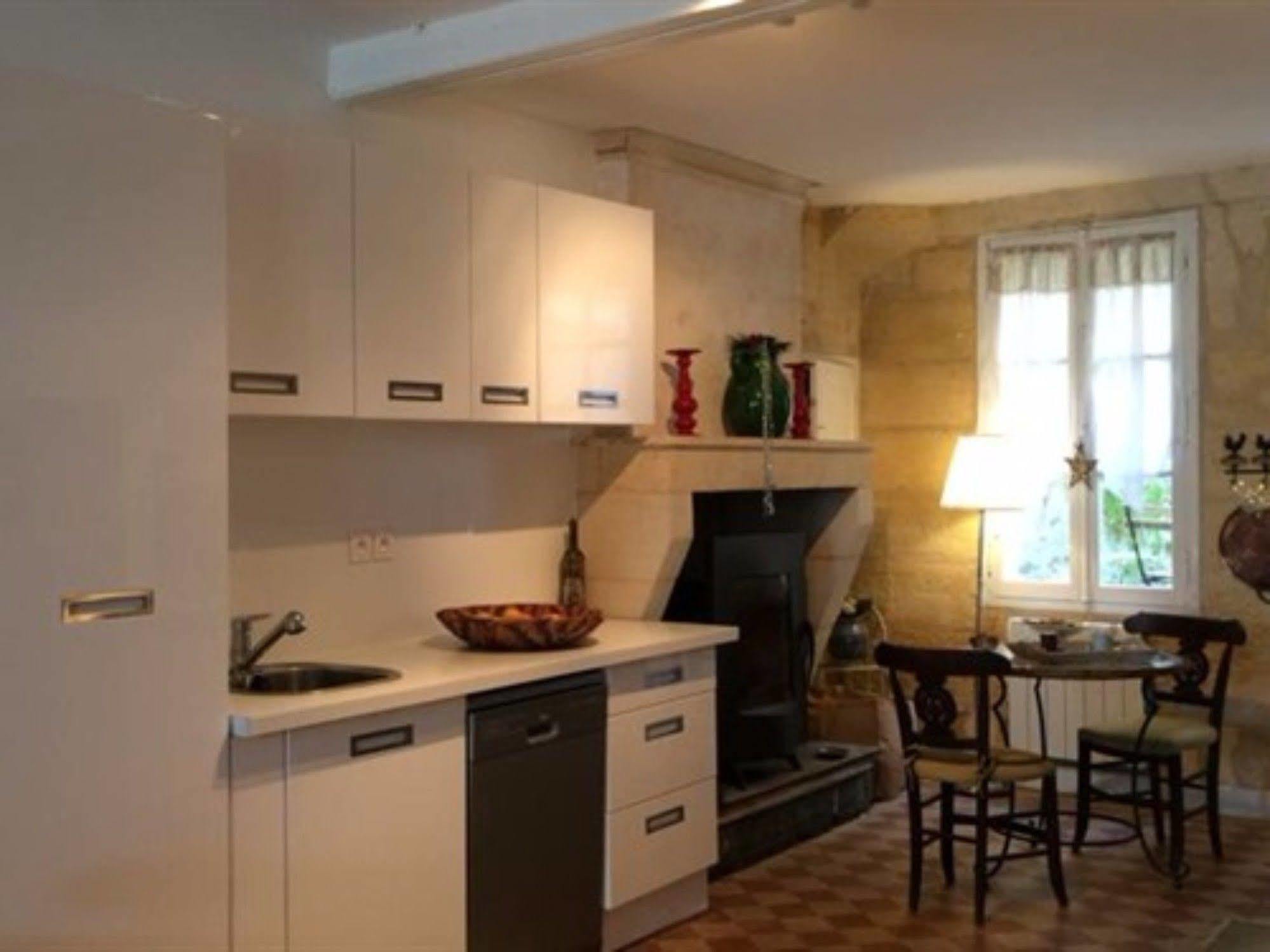 La Maison Colline Saint-Emilion Exterior photo